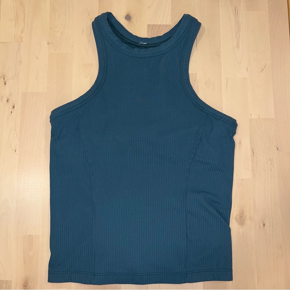 lululemon Ribbed Racer Tank Top - size 6